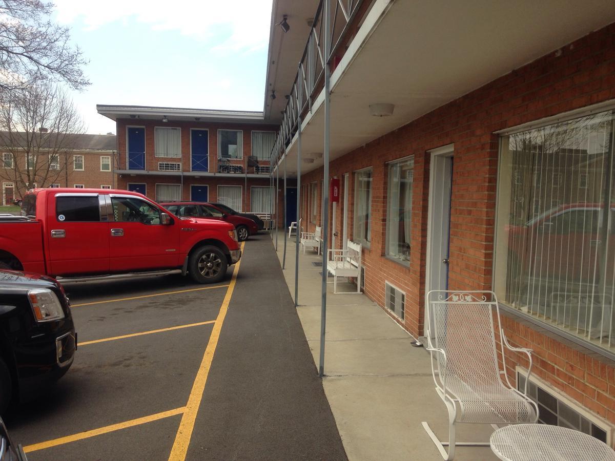 Budget Inn Near Westrock Covington Exterior foto
